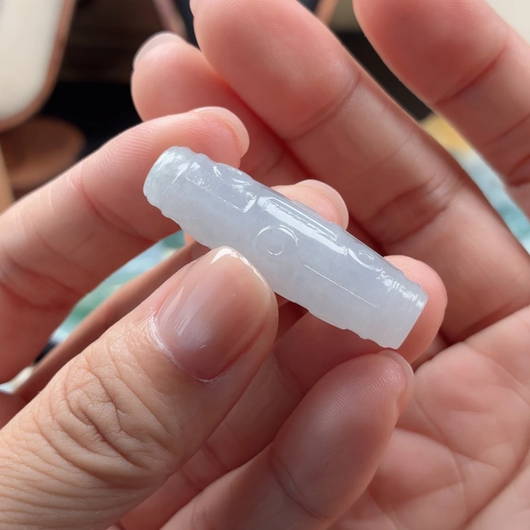 翡翠未镶嵌颈饰天然A货翡翠