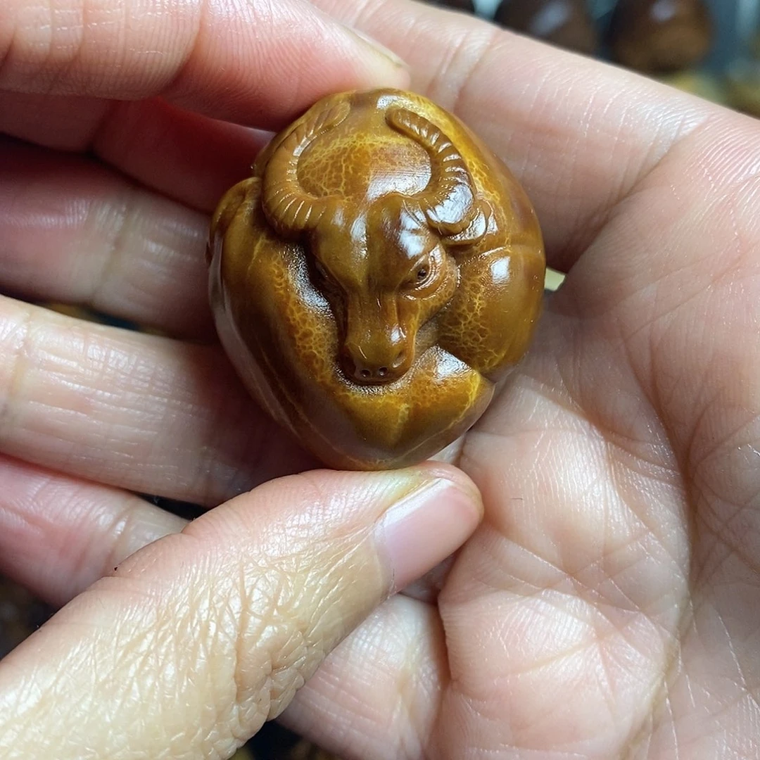 【闪购商品】香榧木橄榄核雕工艺