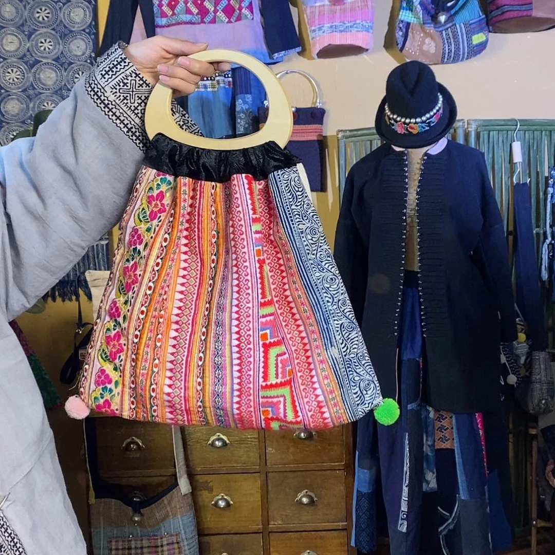 织绣手工制作包包