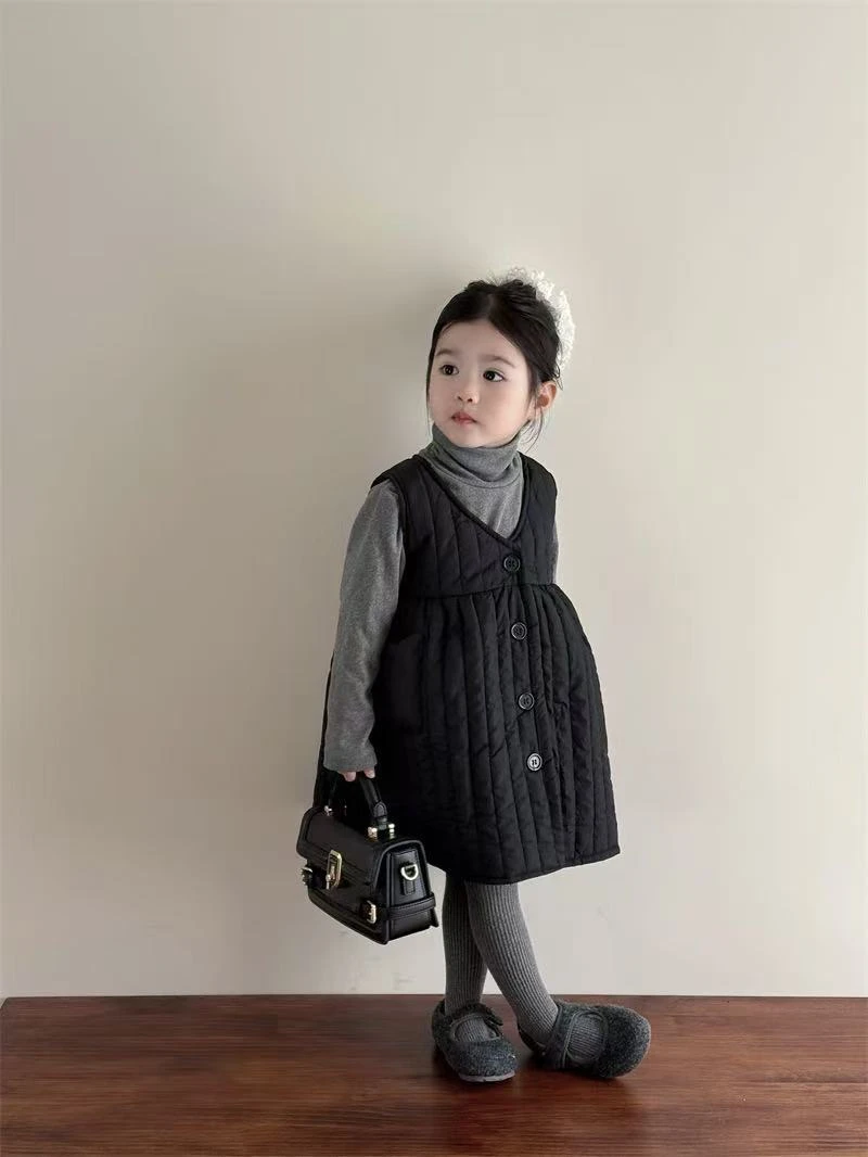 【烁烁家】2025冬季新款韩版童装女童香风夹棉绗缝背心裙黑色公主裙