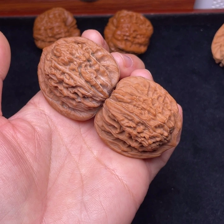 不***⁰文玩核桃吊坠40楼子