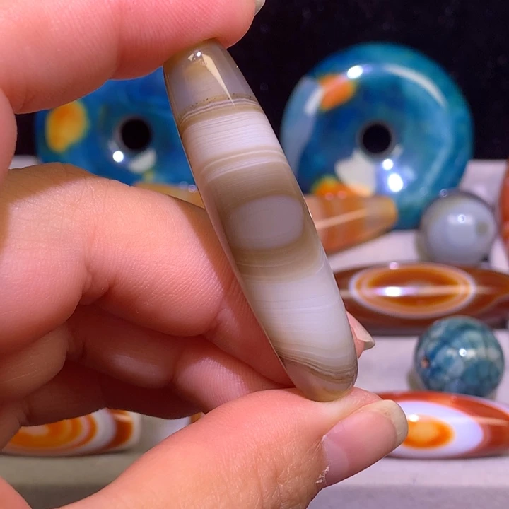未镶嵌玛瑙/玉髓珠宝奇石