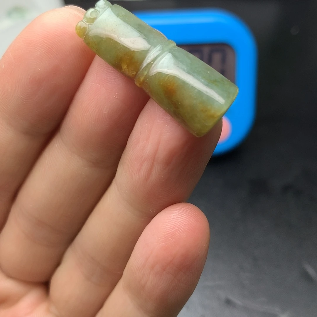 翡翠未镶嵌颈饰翡翠首饰和翡翠珠宝