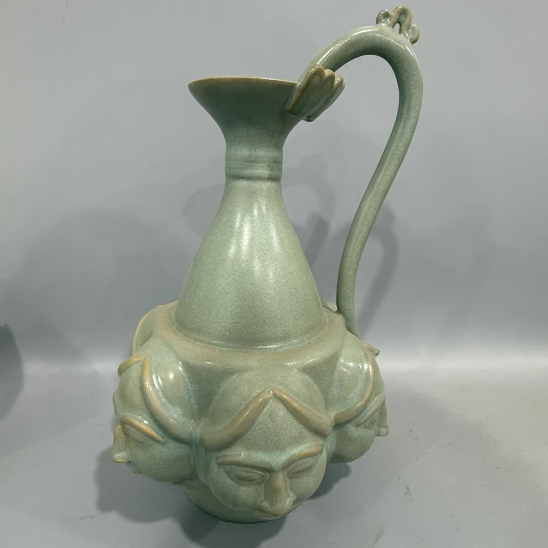 汝窑天青釉人物提梁壶