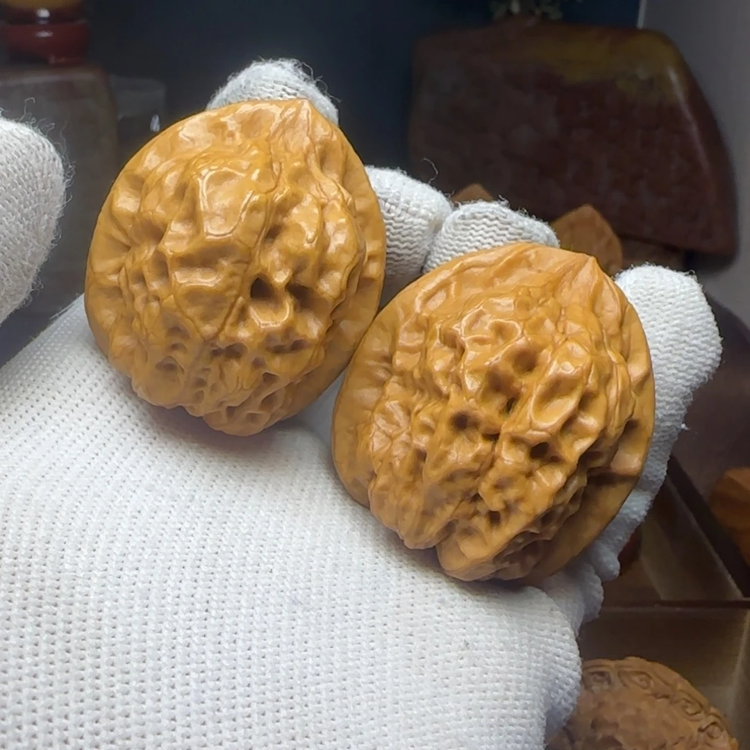 桃核把件蛤蟆眼儿