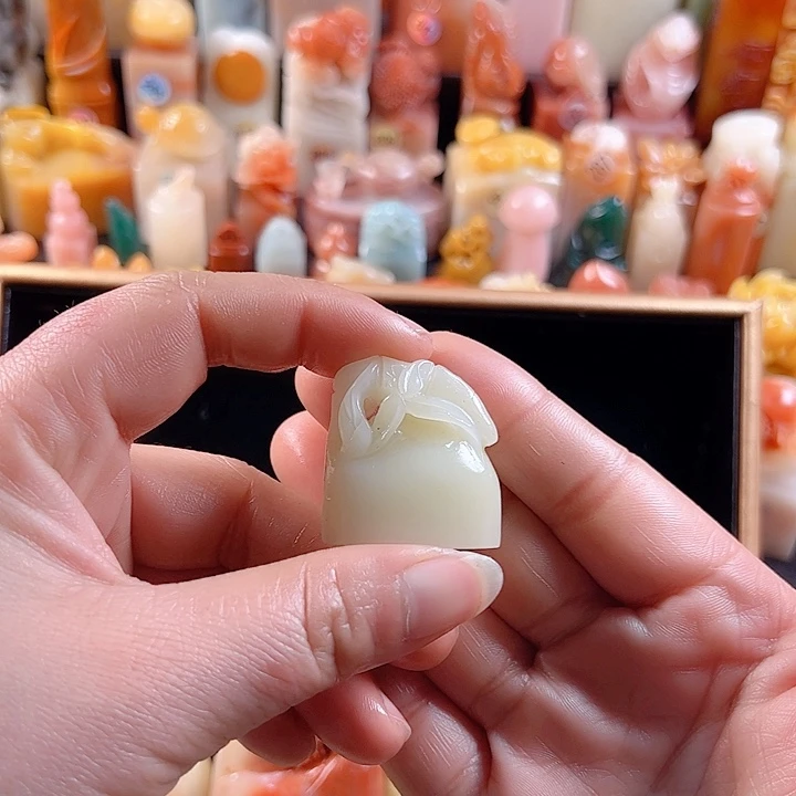 寿山石印石鹿*轩手工定制，竹子