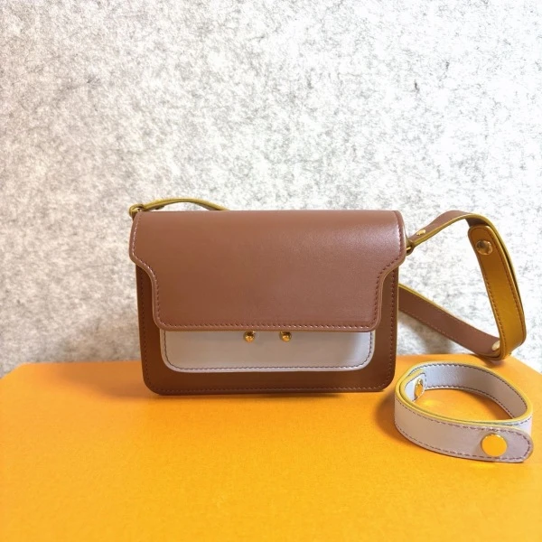 玛尼/包包/95新/长17cm 宽6cm 高12cm