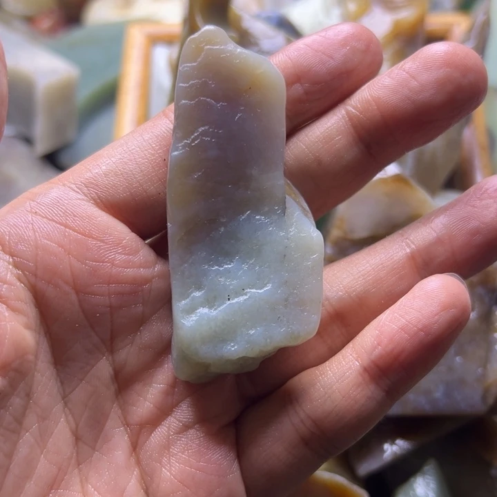 和田玉未镶嵌珠宝半成品