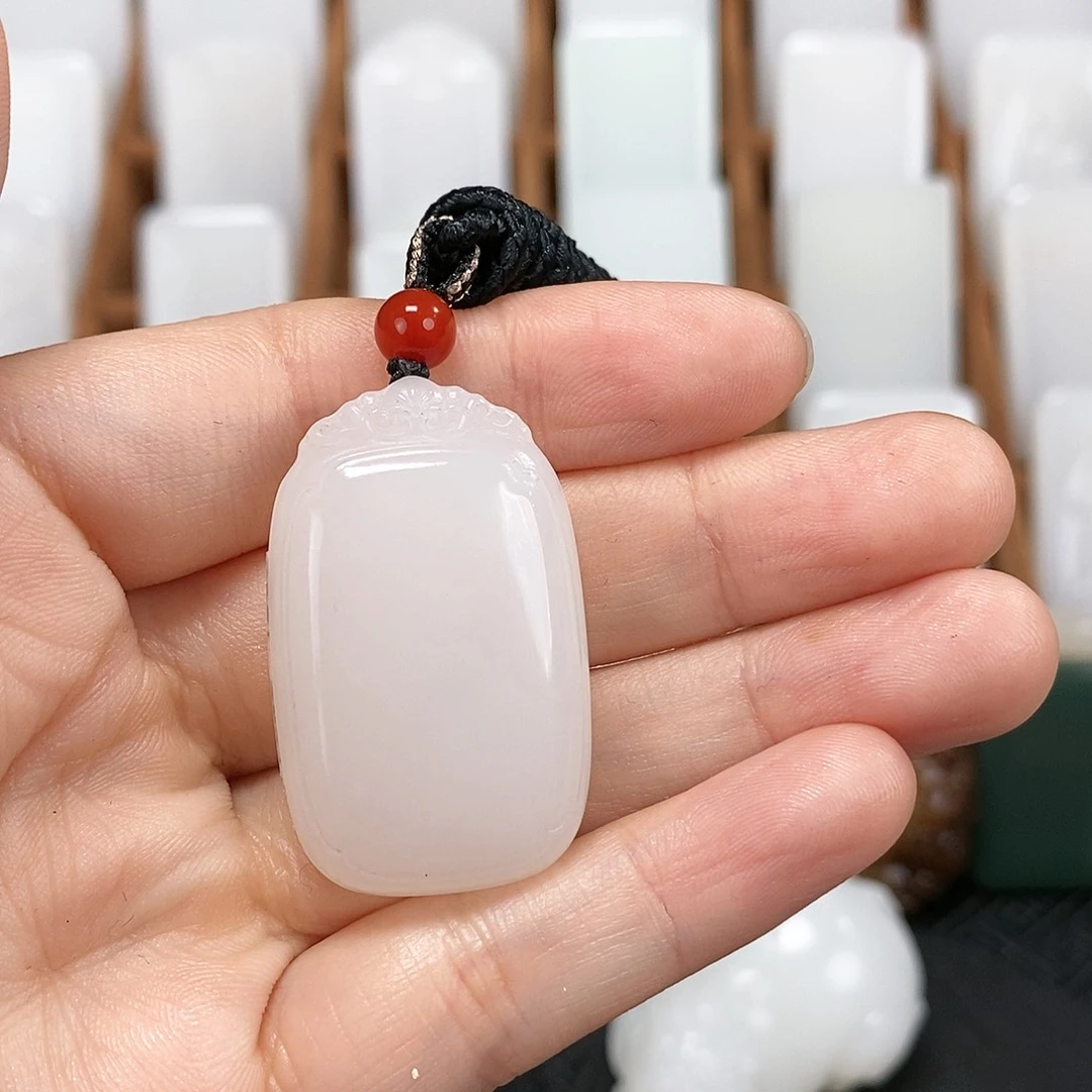 和田玉颈饰未镶嵌s*y