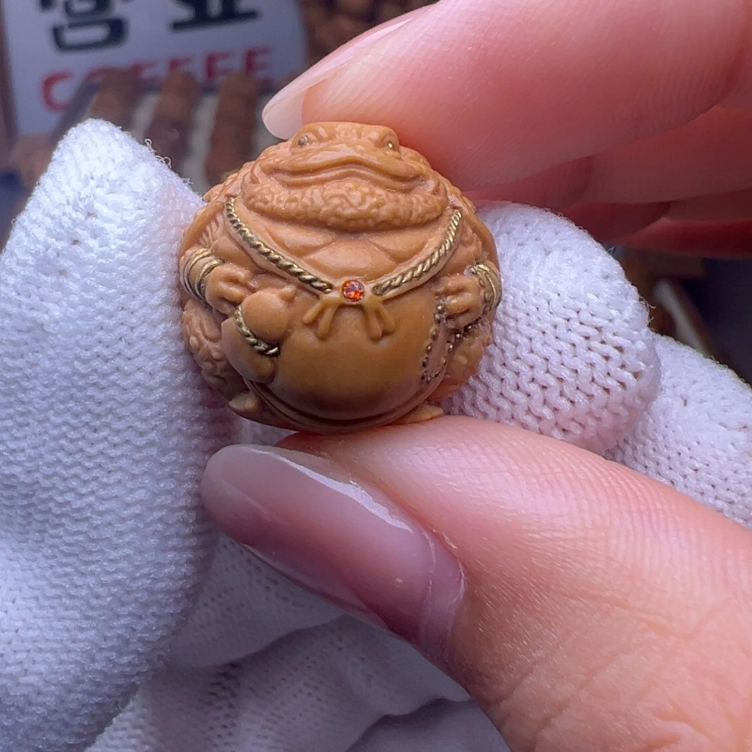 把件猴头核桃镶嵌款元帅金蟾全品有正常封口线