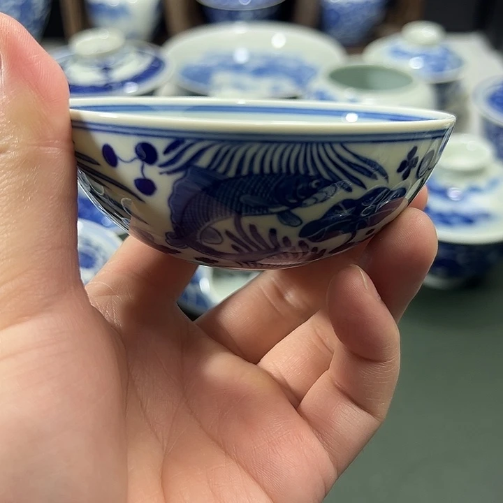 柴窑鱼藻纹内外画薄胎卧足