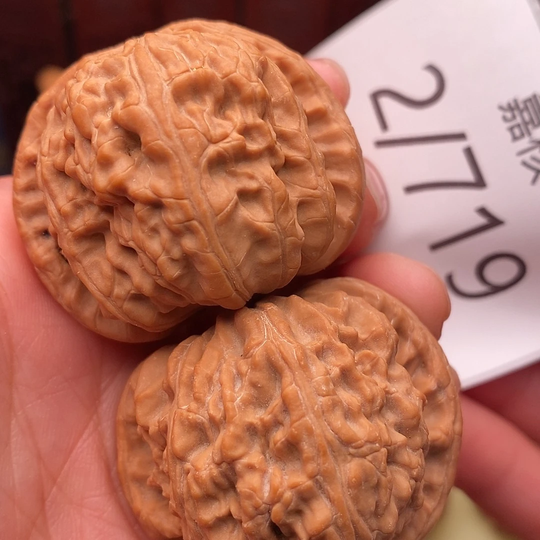 文玩核桃把件41白狮子