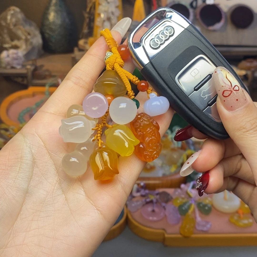 玛瑙/玉髓未镶嵌车挂挂件