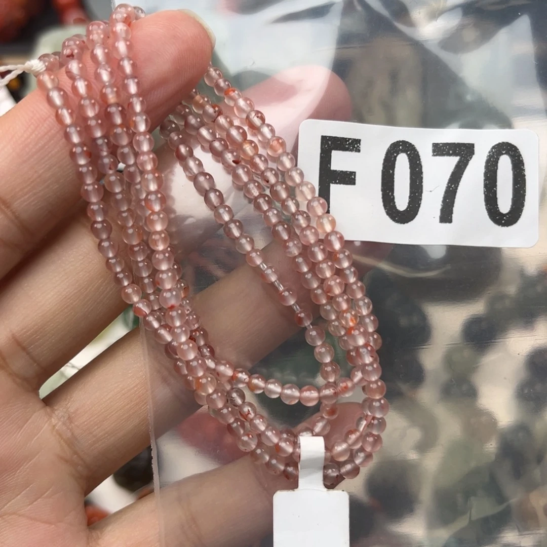 南红玛瑙未镶嵌珠宝奇石