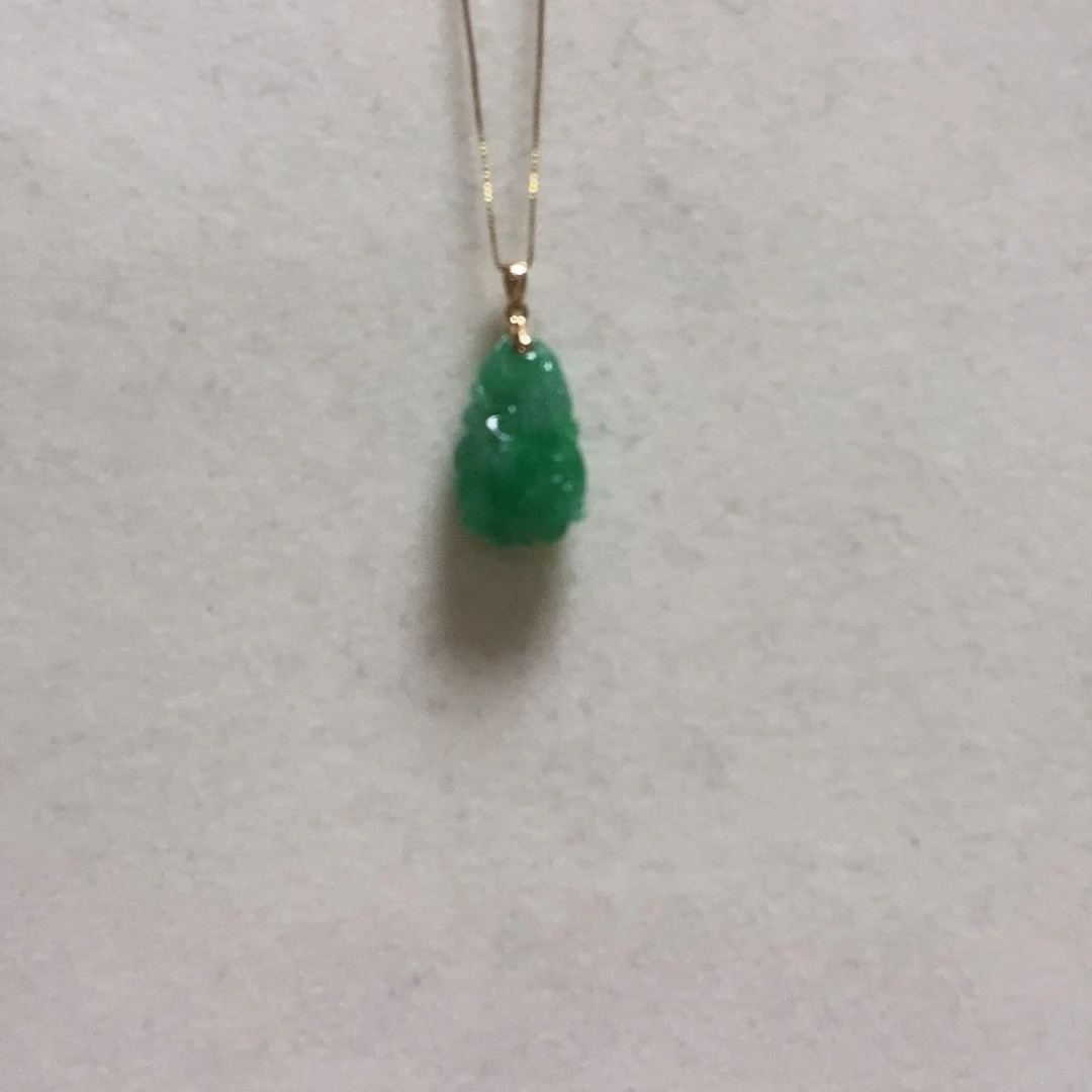 翡翠18K金镶嵌颈饰等*来简单