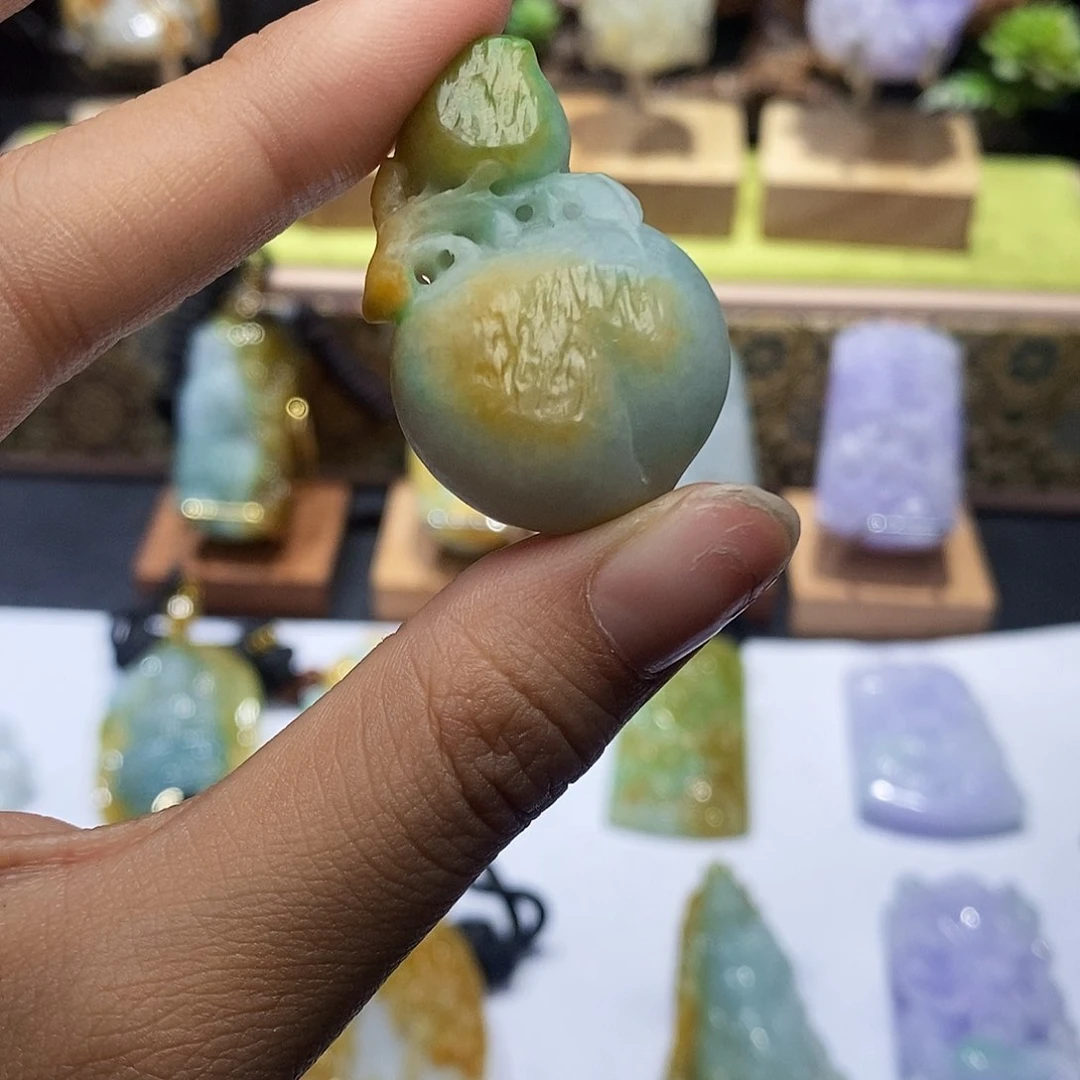 定制翡翠未镶嵌清*天然缅甸翡翠A货