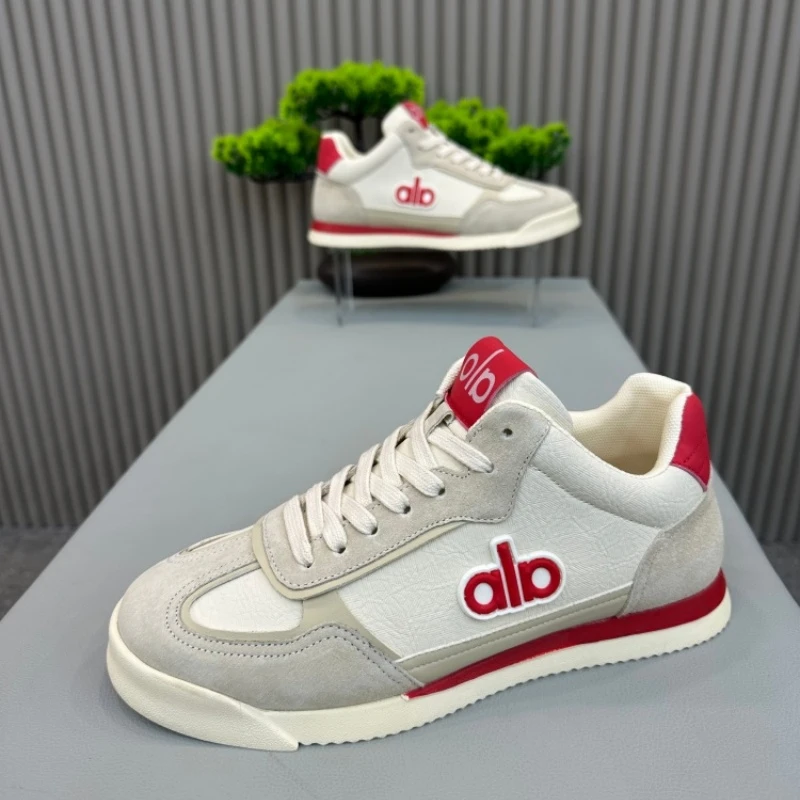 男鞋2025秋季新款舒适百搭时尚板鞋潮流简约低帮系带运动休闲鞋男