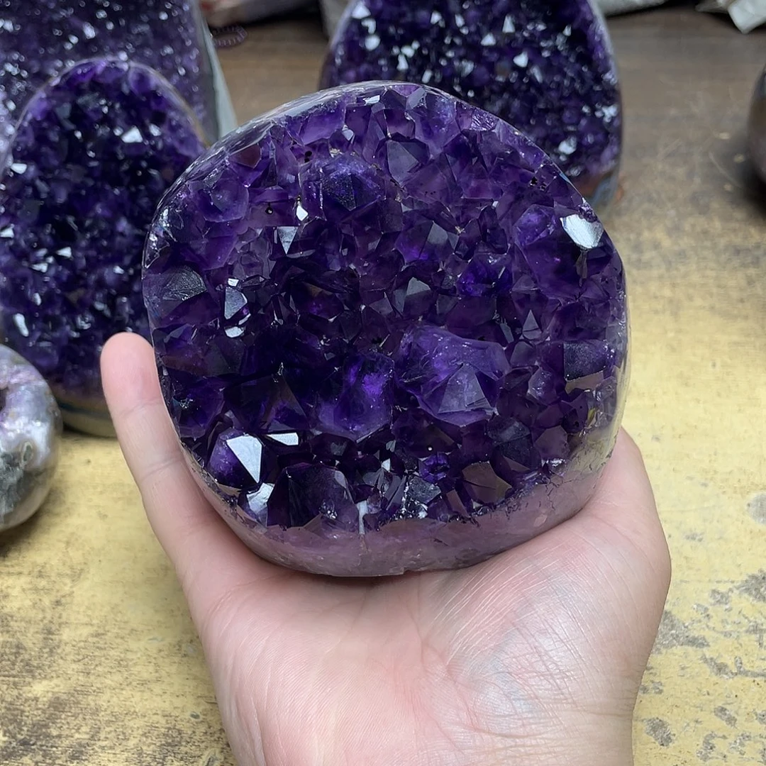 紫***菀大型摆件（非配饰）紫晶未镶嵌