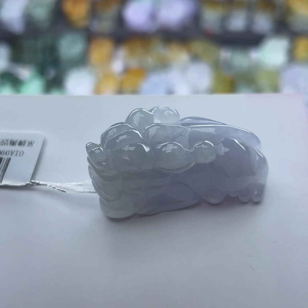 翡翠颈饰未镶嵌貔貅