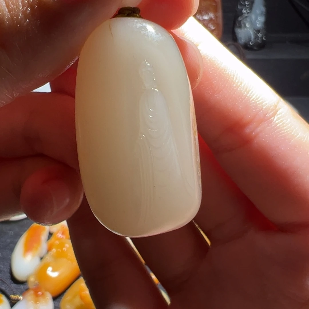 颈饰未镶嵌和田玉