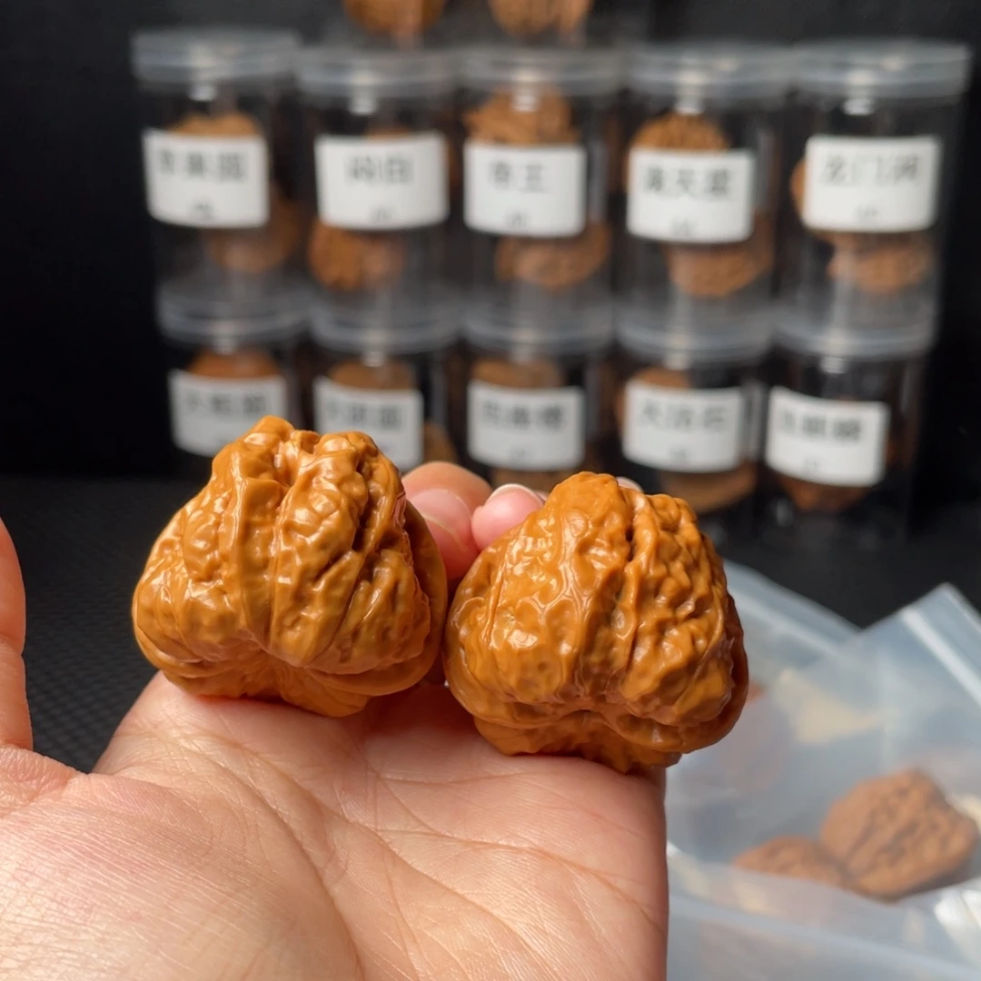 文玩核桃吊坠38蛤蟆头