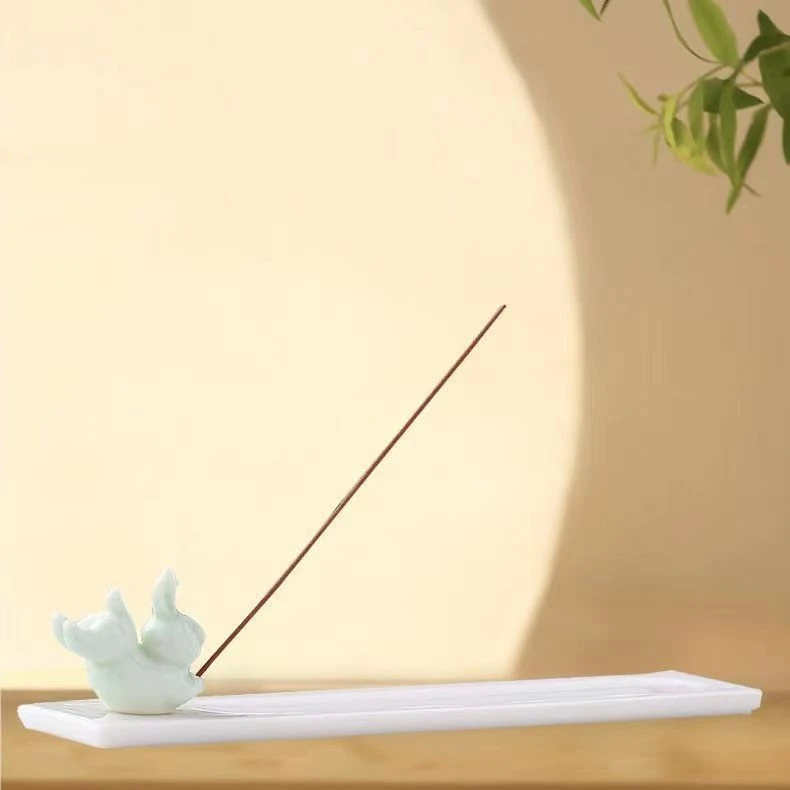 中式兔子香插香座陶瓷摆件创意家用室内玉兔线香香托中秋新年礼物