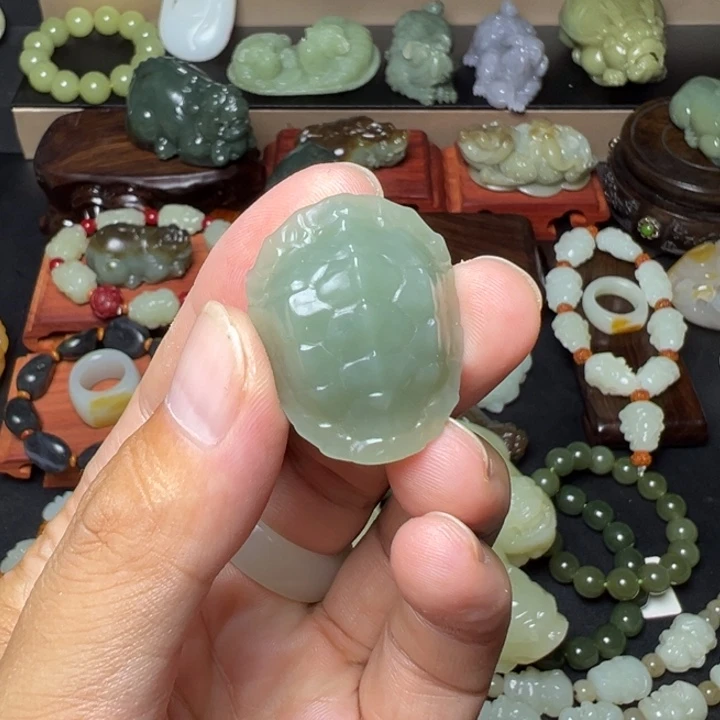未镶嵌和田玉挂件