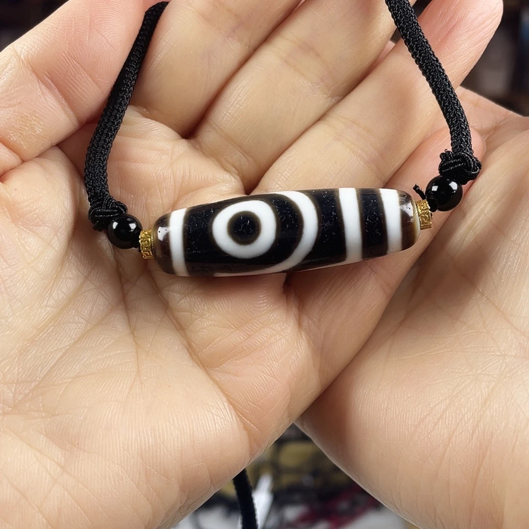 玛瑙/玉髓合金颈饰钟志明