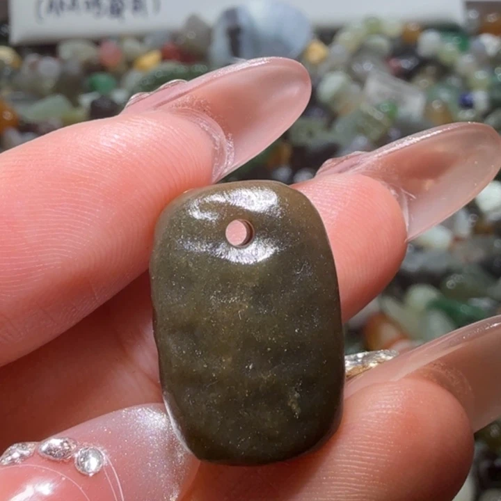 和田玉未镶嵌珠宝半成品