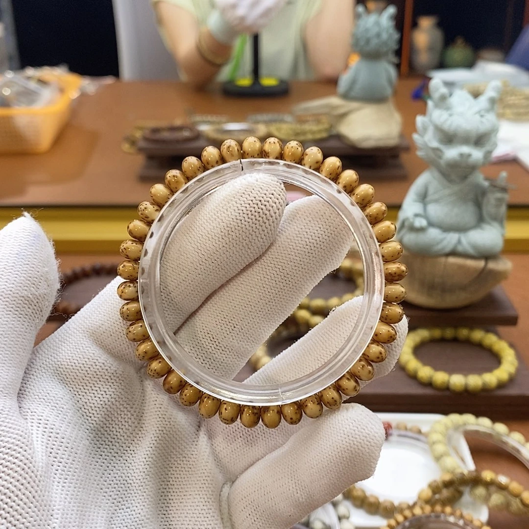 懿***蓓手串星月菩提南乔甄选