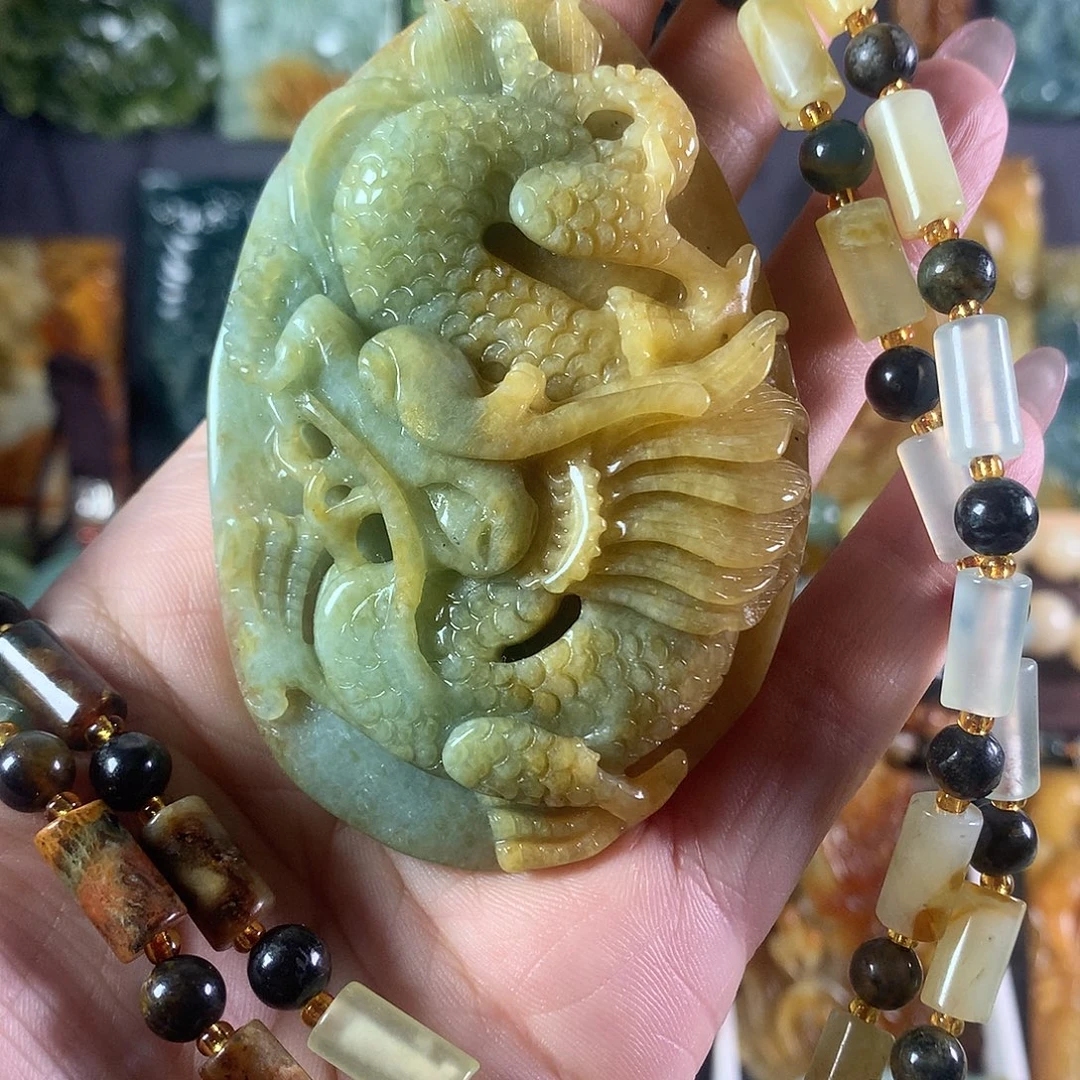 岫玉未镶嵌吊坠(赠链)