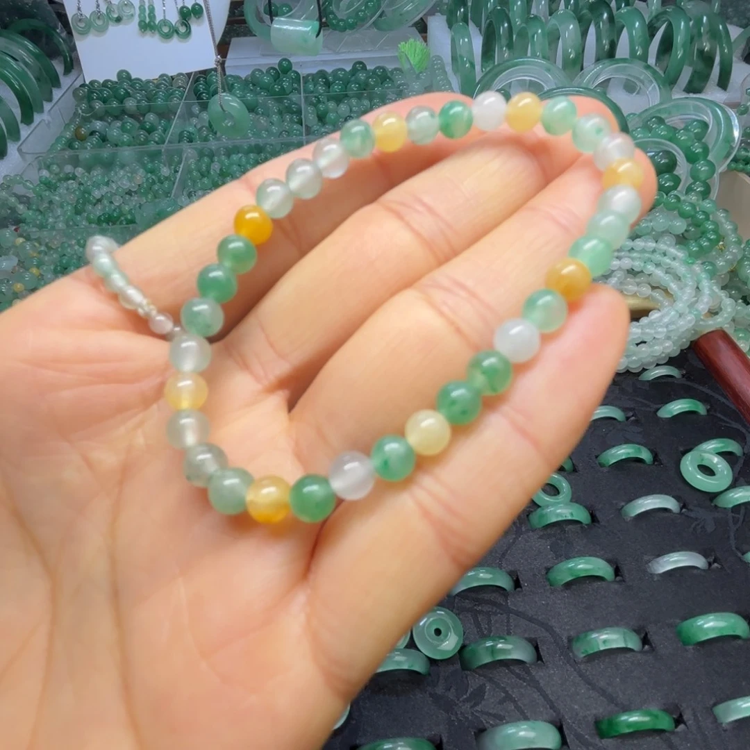 石英质玉（非洲翠）未镶嵌散珠多宝手串