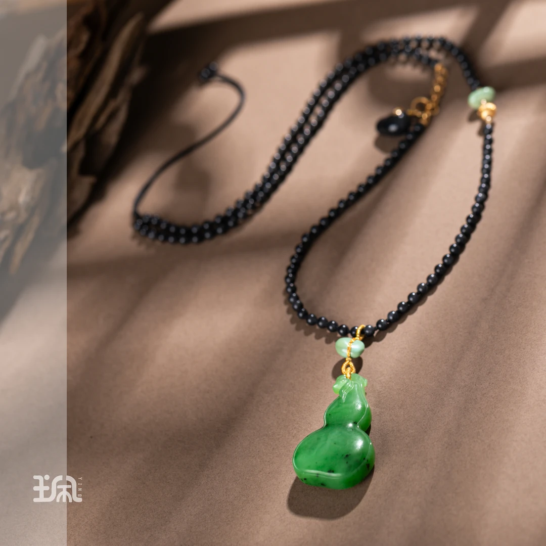 瑞葫来|和田玉*项链*18K金镶嵌CCB25080104多样性发其一