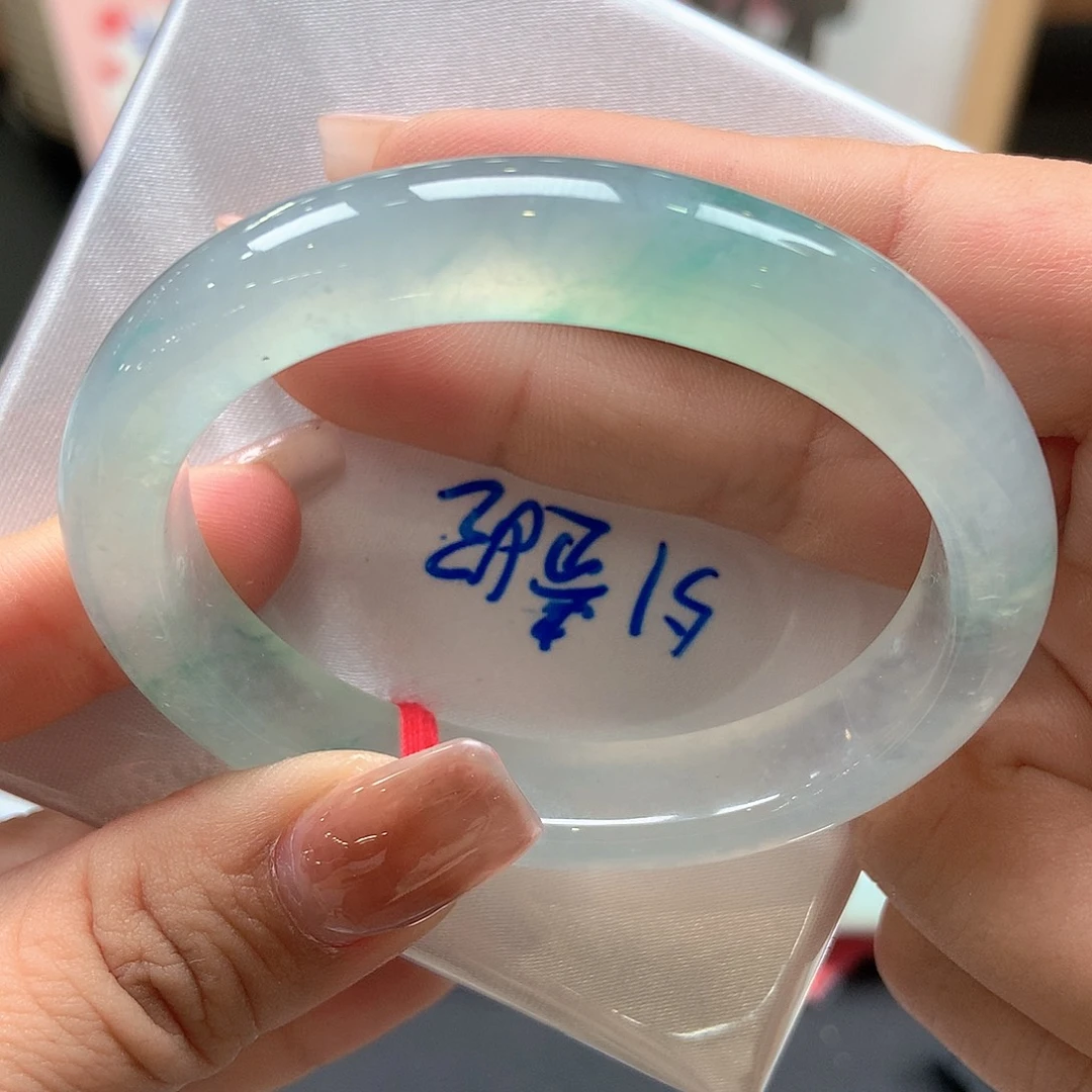 翡翠未镶嵌手镯74号