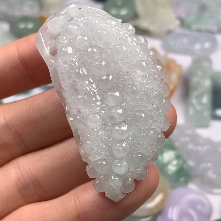 定制翡翠未镶嵌颈饰翡翠