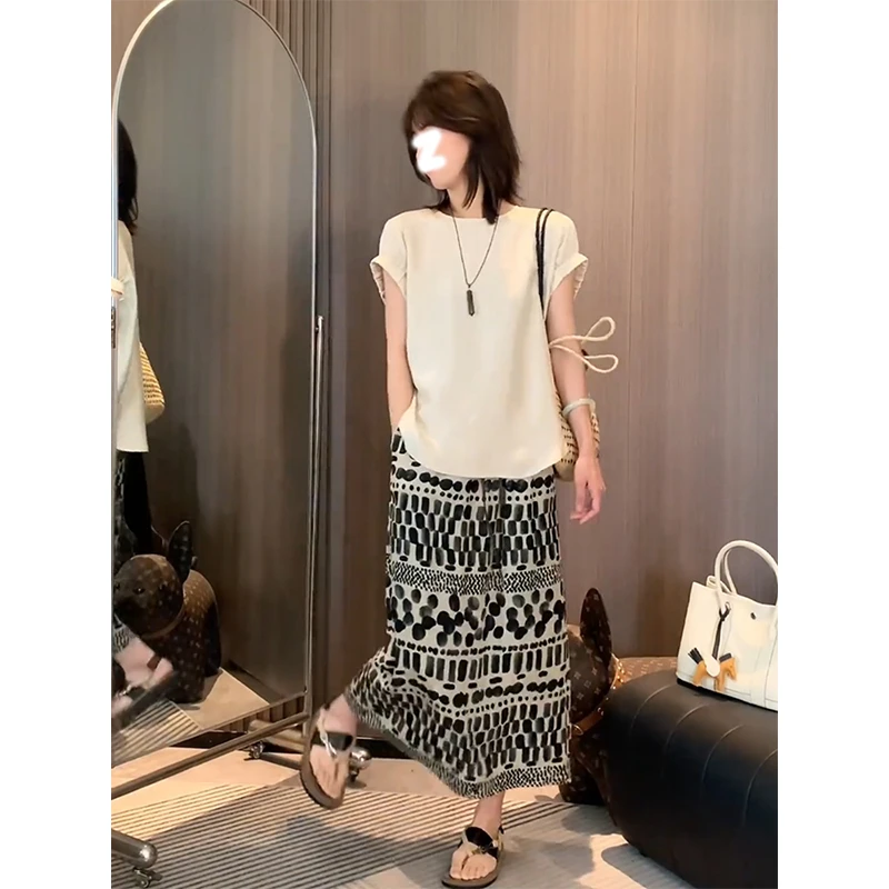 夏季通勤ins风圆领衬衫女2025新款时尚简约单排扣设计感小众上衣