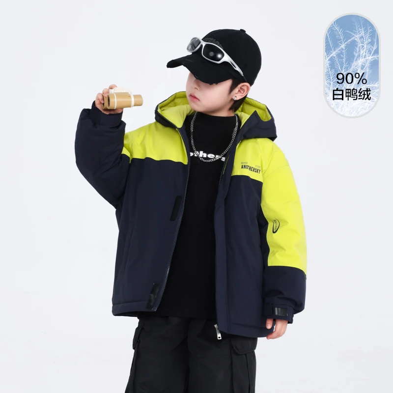 2025中大童极寒高蓬松防风男童冬季户外撞色冲锋衣工装羽绒服