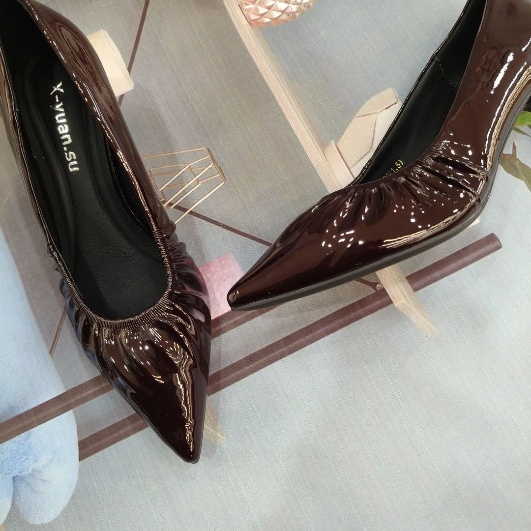 新款气质细跟通勤褶皱尖头浅口单鞋细跟高跟鞋百搭