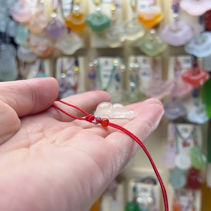 何***美玛瑙/玉髓未镶嵌颈饰