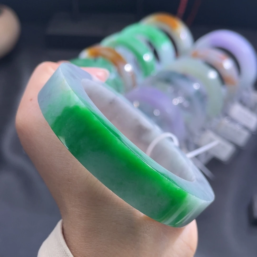 定制翡翠未镶嵌正圈