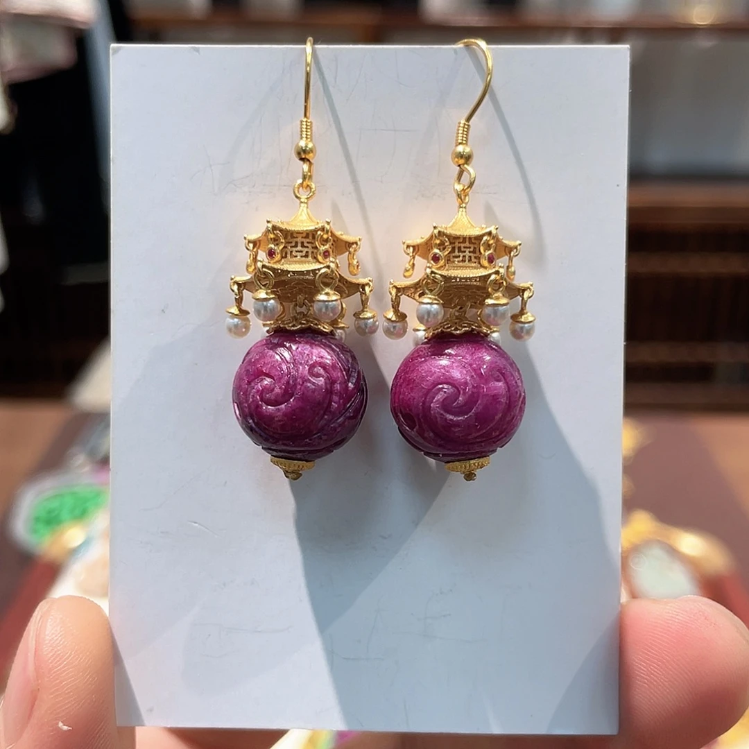 锦纶非金属红宝耳坠