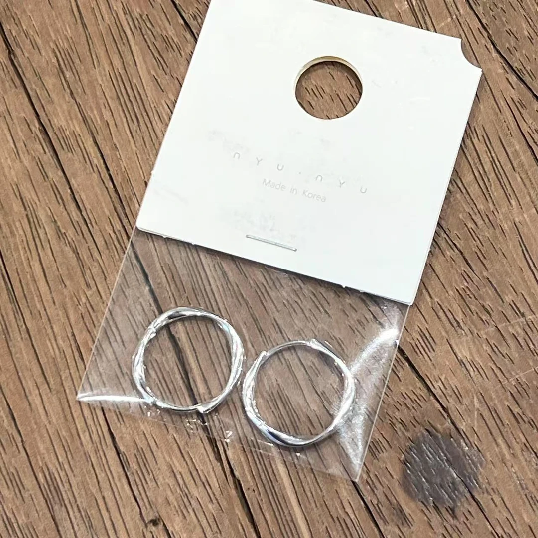 925银耳饰 0331A01 TJ韩国女装韩国直播代购925银水波纹耳圈耳饰