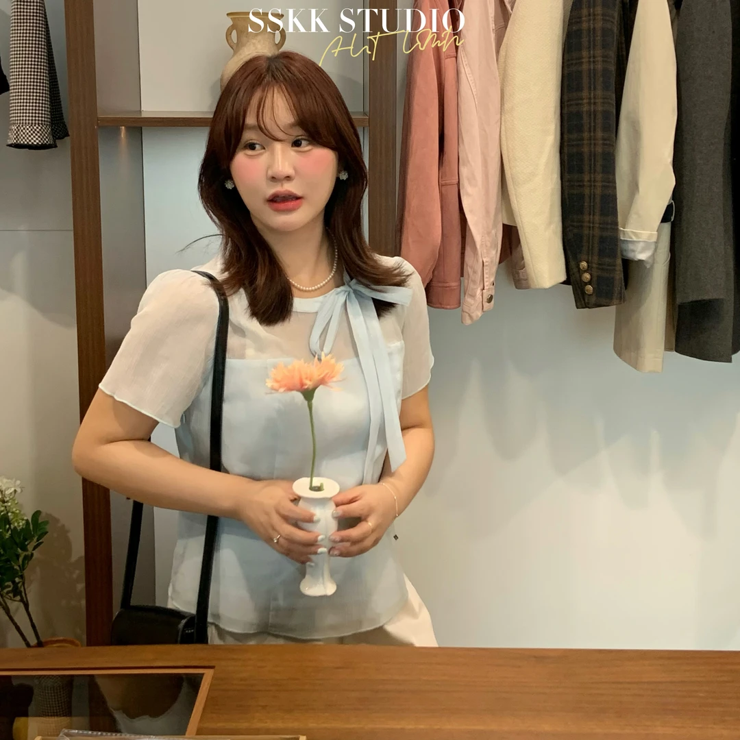 KMZY/KMZY山_山【淡颜欧尼】微胖气质韩系温柔少女系带蝴蝶结衬衫女