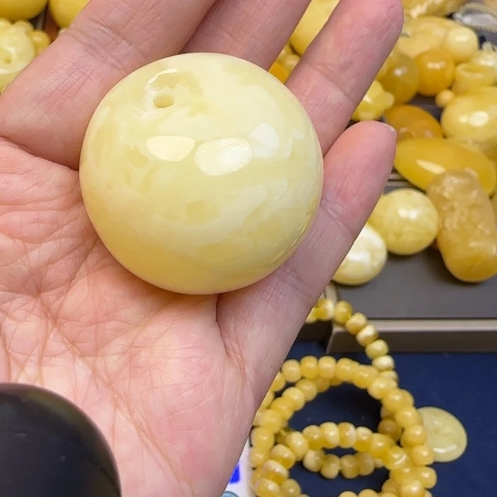 未镶嵌颈饰蜜蜡天然蜜蜡