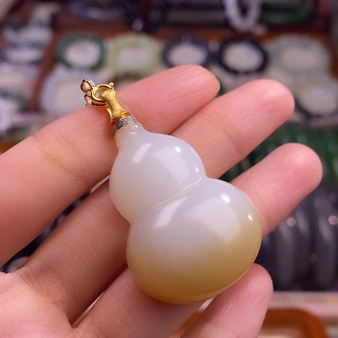 颈饰未镶嵌和田玉新品价糖白葫芦金镶吊坠