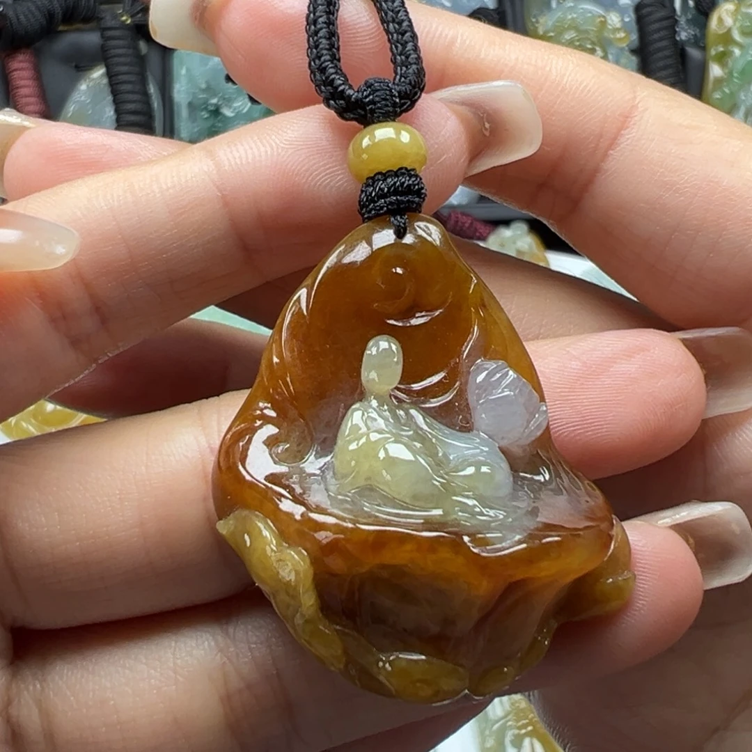 翡翠未镶嵌颈饰悟道