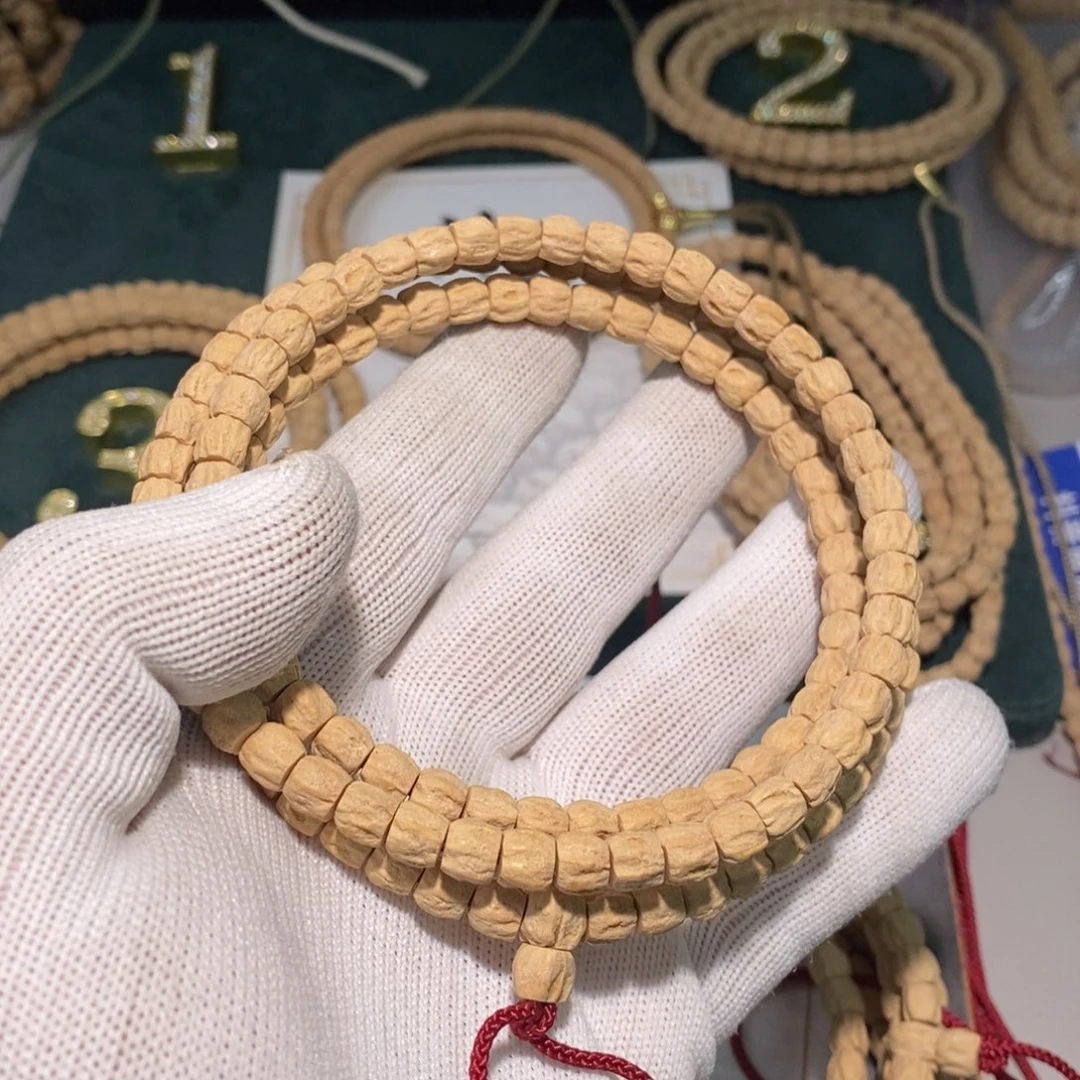 柏香籽/百香籽吊坠还*着