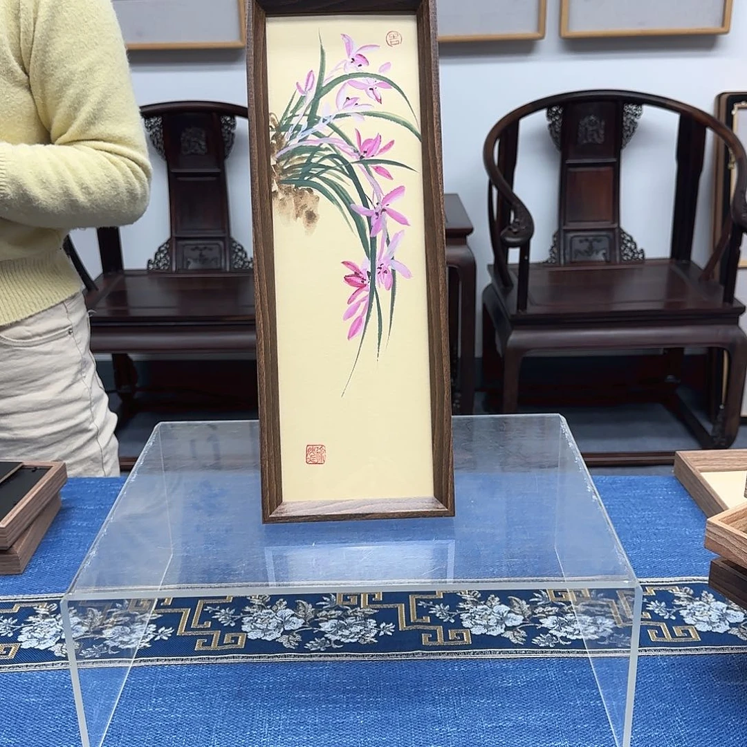 国画徐然老师兰花摆台