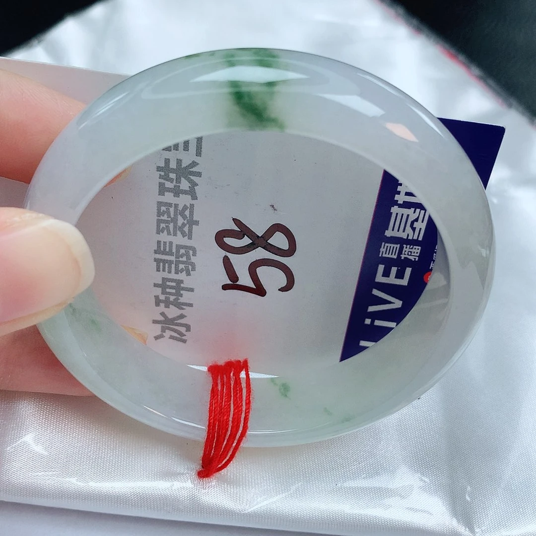 翡翠手镯未镶嵌缅甸天然A货翡翠手镯