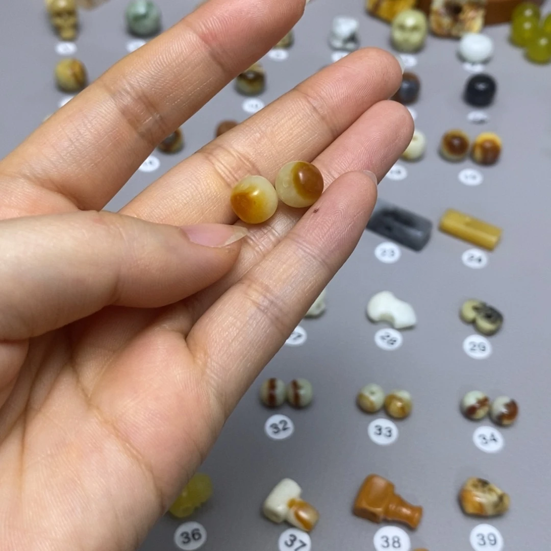 蛇纹石玉配饰合金海